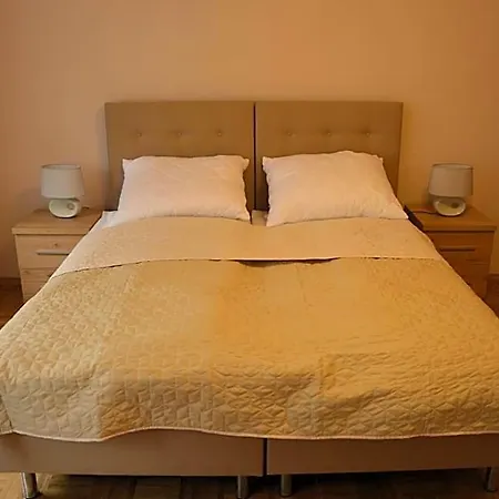 Ada Aparthouse Βρότσλαβ