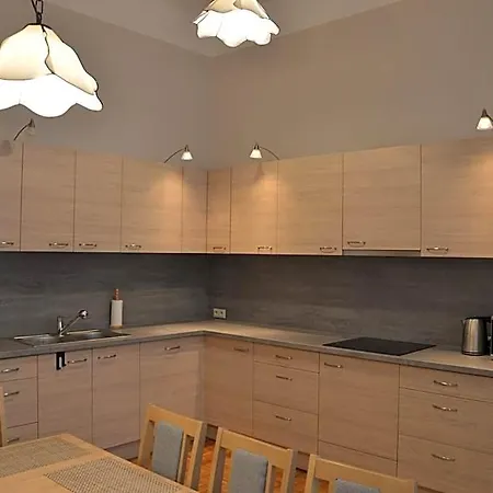 Ada Aparthouse Hostel Βρότσλαβ
