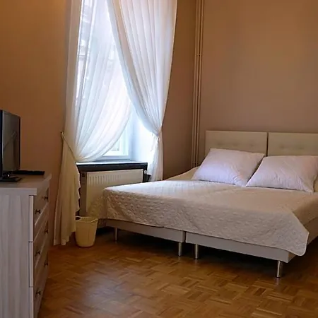 Ada Aparthouse Hostel Βρότσλαβ